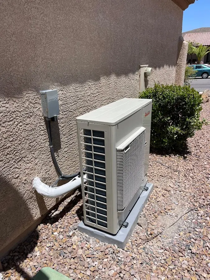Residential air conditioning condenser unit in Stuttgart